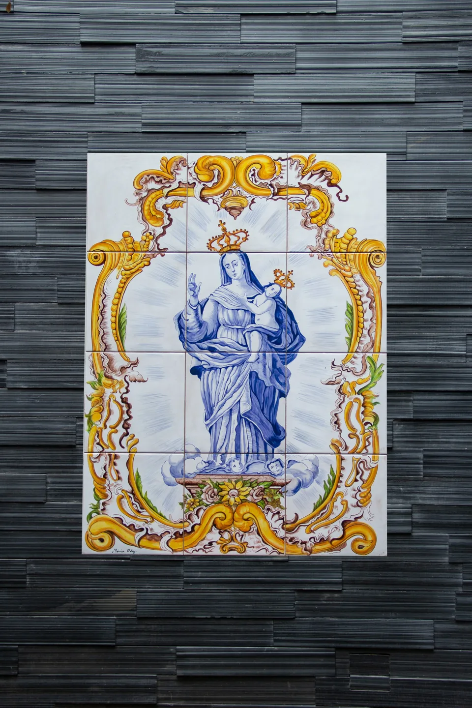 Virgen_Azulejos.jpg